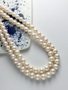 10-11 mm White Freshwater Pearl Strands