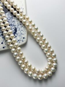 9-10 mm White Freshwater Pearl Strands