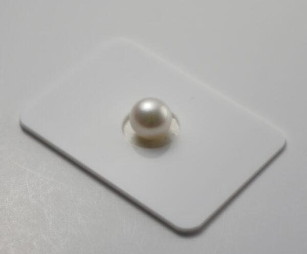 9-9.5 mm White Loose Freshwater Pearls