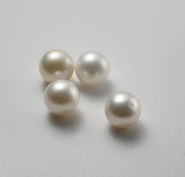 10.5-11 mm White Loose Freshwater Pearls