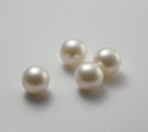 11-11.5 mm White Loose Freshwater Pearls