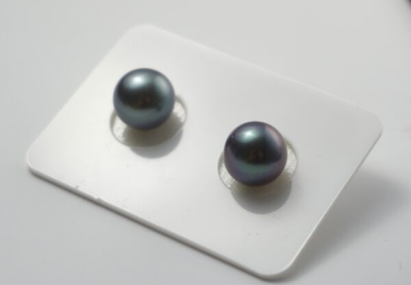 10.1 mm Paired Blue Round Tahitian Pearls