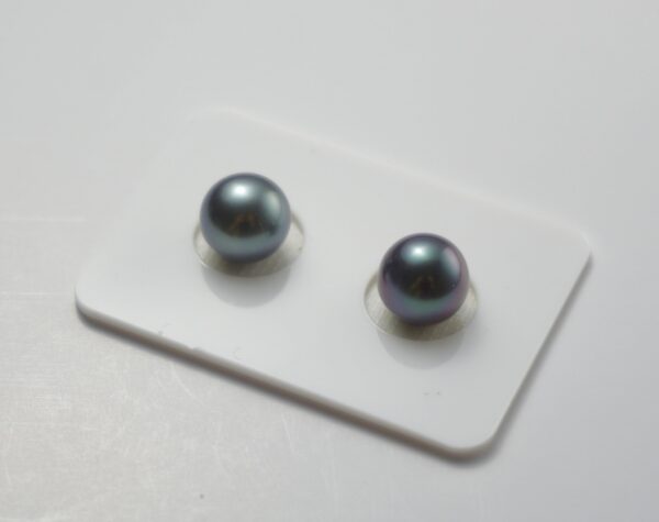 10.1 mm Paired Blue Round Tahitian Pearls