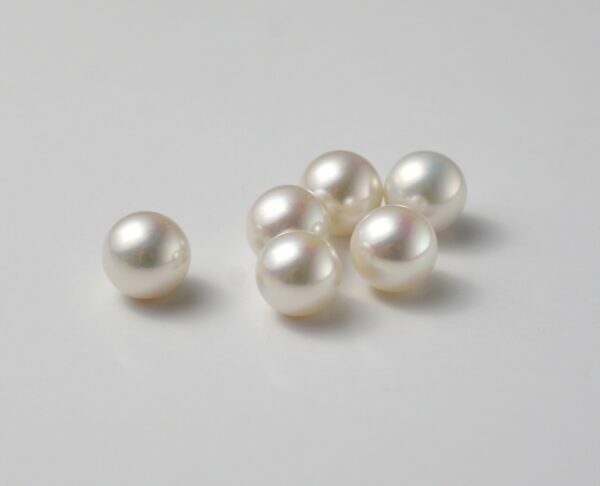 8-8.5 mm Loose Freshwater Akoya pearls