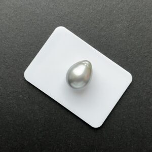 13.2 mm Silver Semi-Baroque Tahiti Pearls