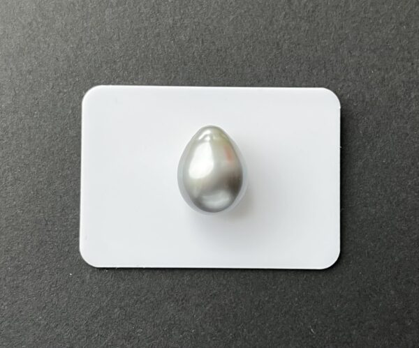 13.2 mm Silver Semi-Baroque Tahiti Pearls