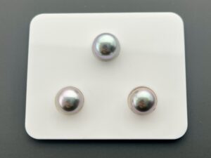 8.9 mm*3 Trio Set Tahitian Pearls (Green cherry)