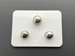 10.80 mm+9.7 mm*2 Trio Set Tahitian Pearls (Peacock Green)
